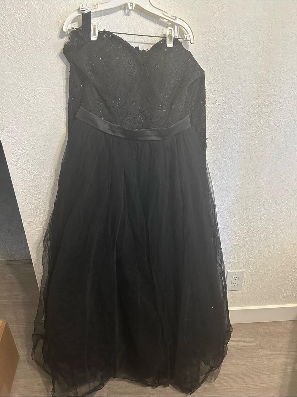 Black Beaded Lace Prom Gown | Sweetheart Bodice | Full Tulle Skirt